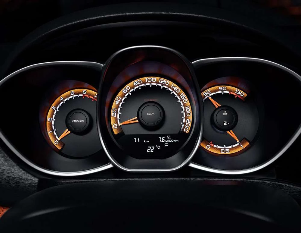 Lada Vesta Cross - фото №14